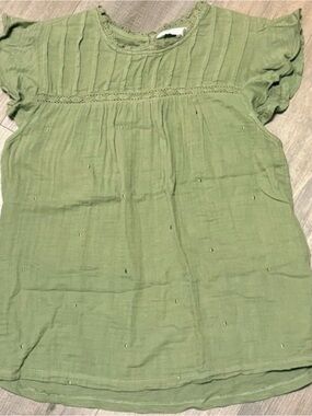 Lucky Brand Boho Embroidered Top Olive Green Cotton Gauze Flutter Sleeve Medium
